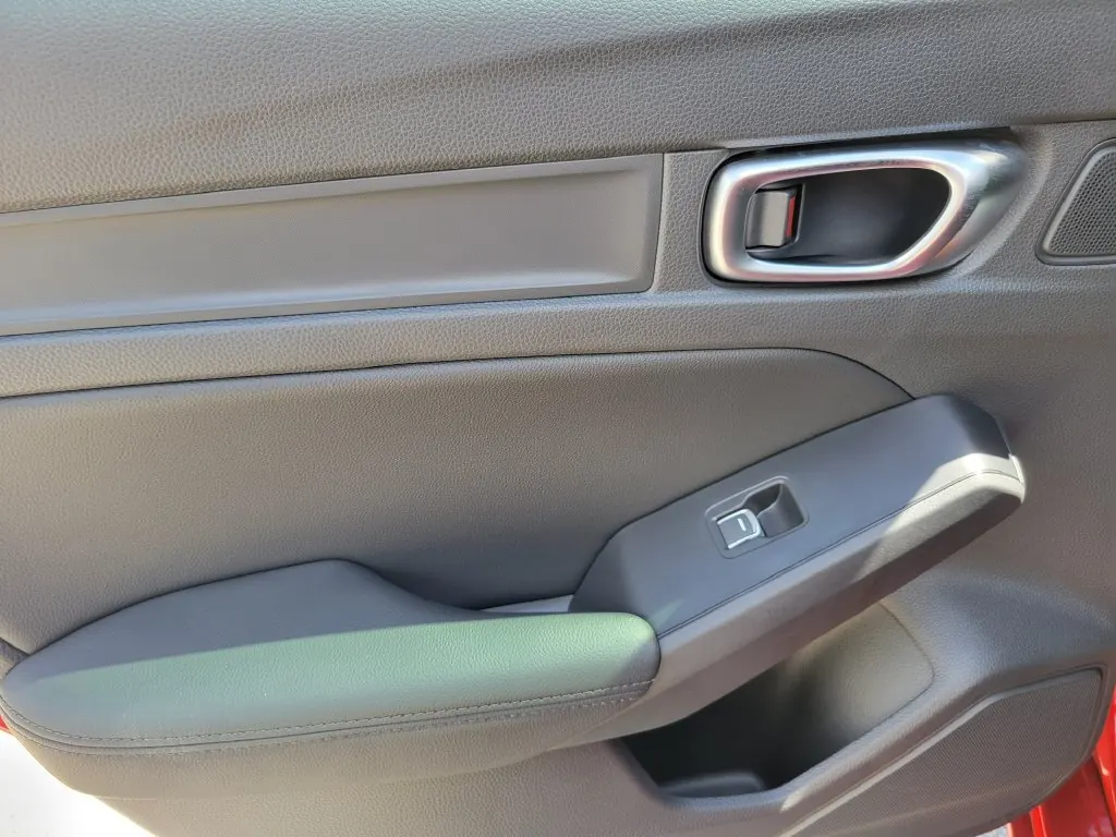 2026 Acura Integra Base - Photo 8