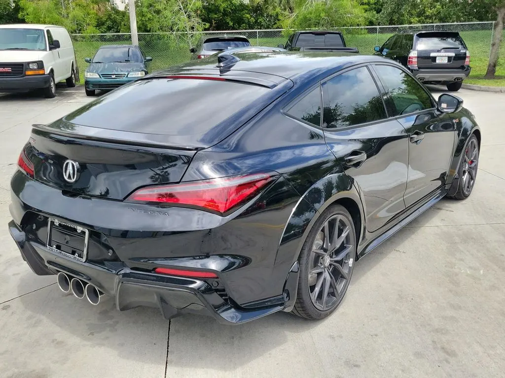 2026 Acura Integra Type S - Photo 7