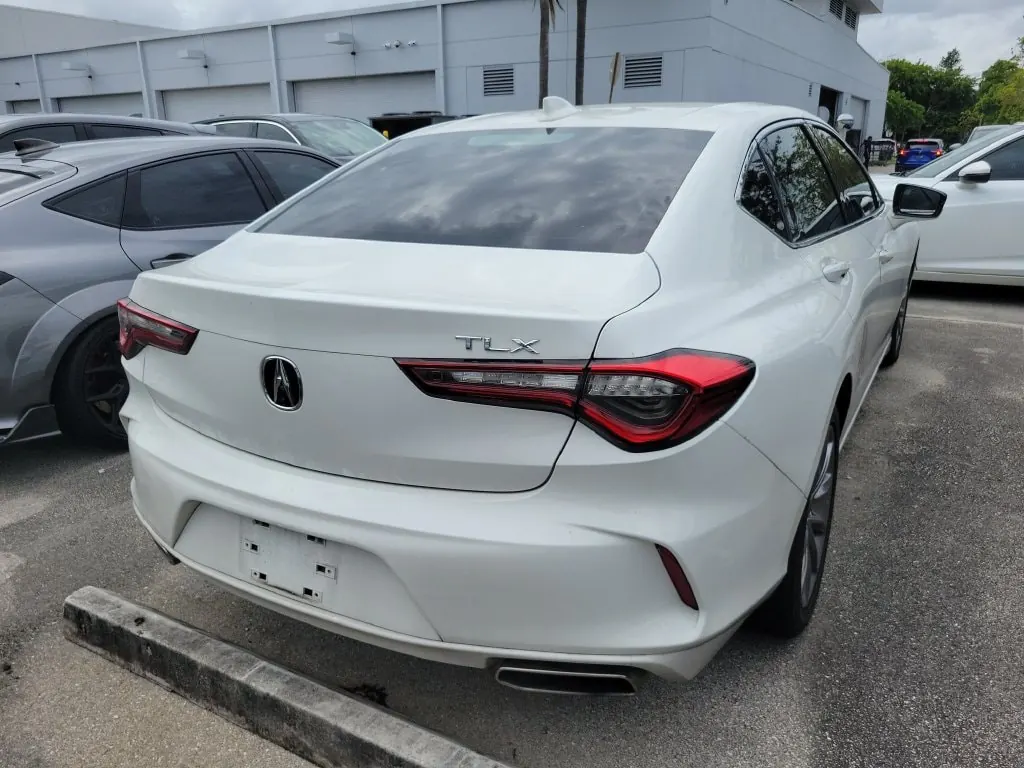 2023 Acura TLX 2.0 Auto - Photo 6
