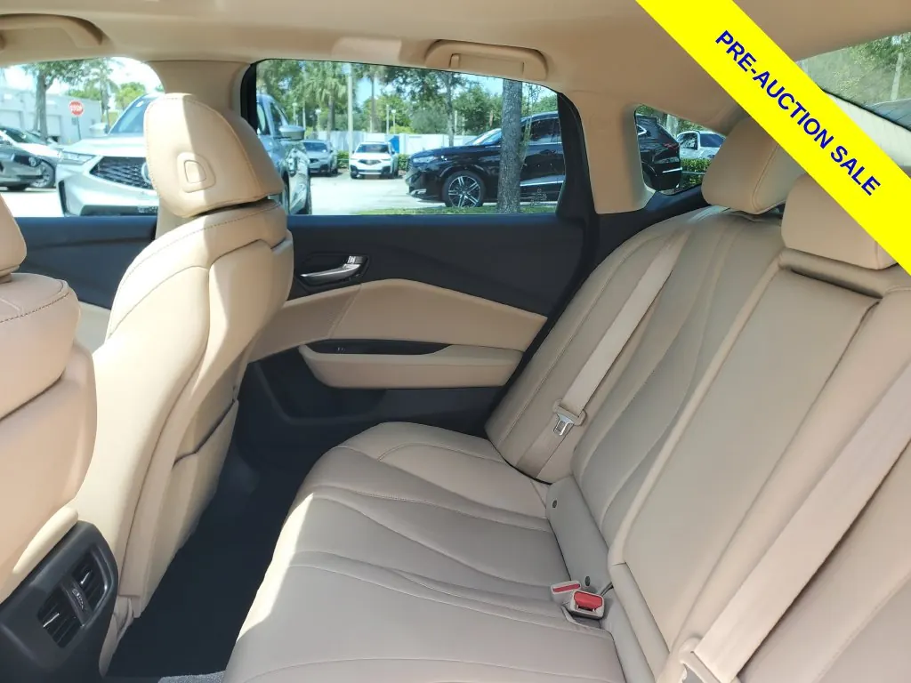 2023 Acura TLX 2.0 Auto - Photo 10