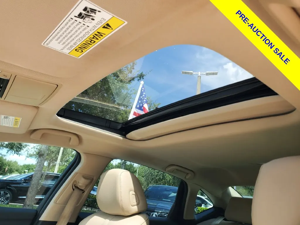2023 Acura TLX 2.0 Auto - Photo 16