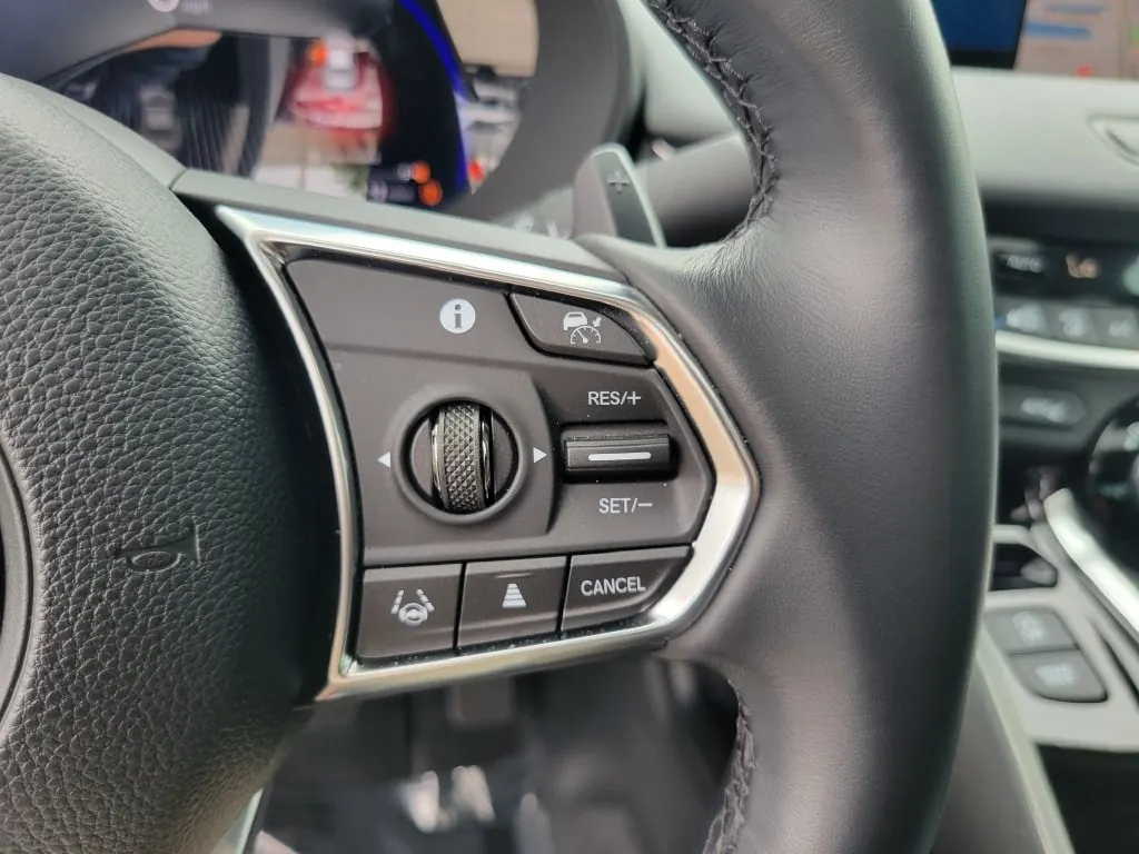2025 Acura TLX 2.0 Auto Technology Package - Photo 24