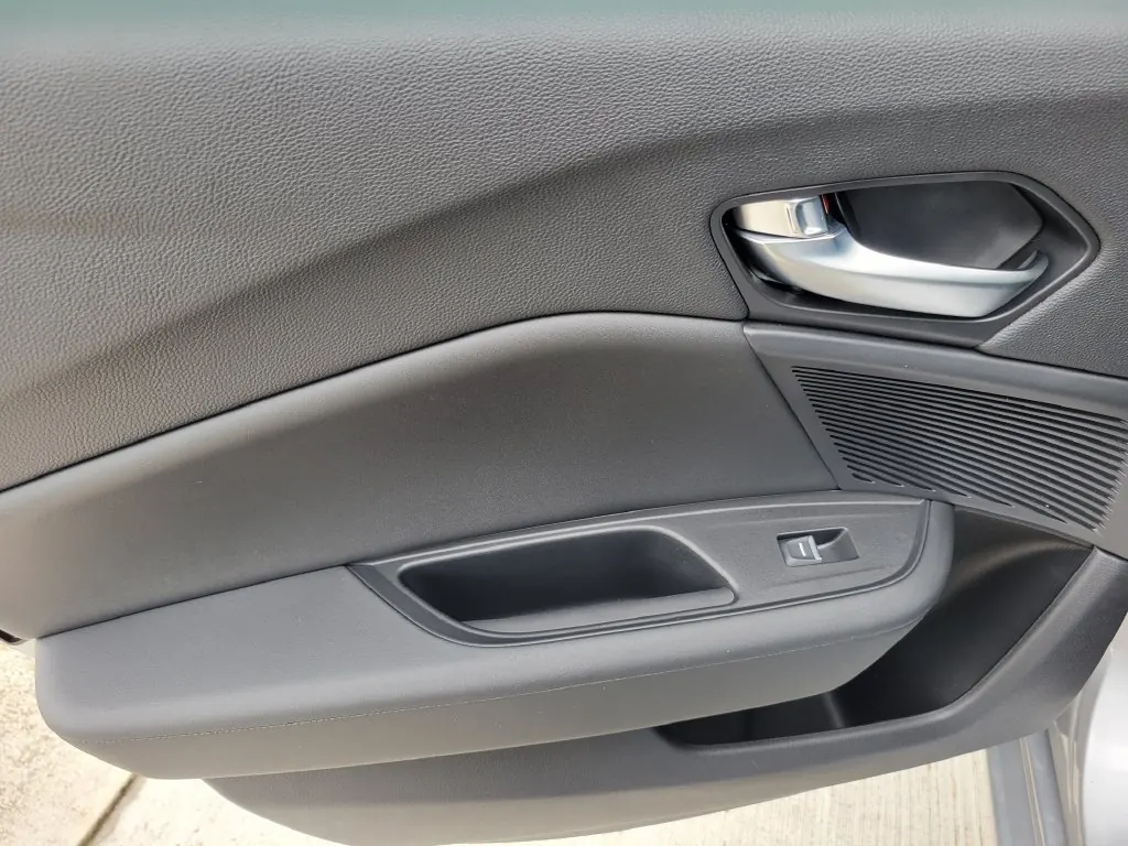 2025 Acura TLX 2.0 Auto Technology Package - Photo 12