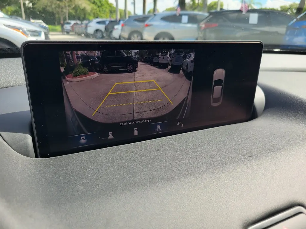 2025 Acura TLX 2.0 Auto Technology Package - Photo 29