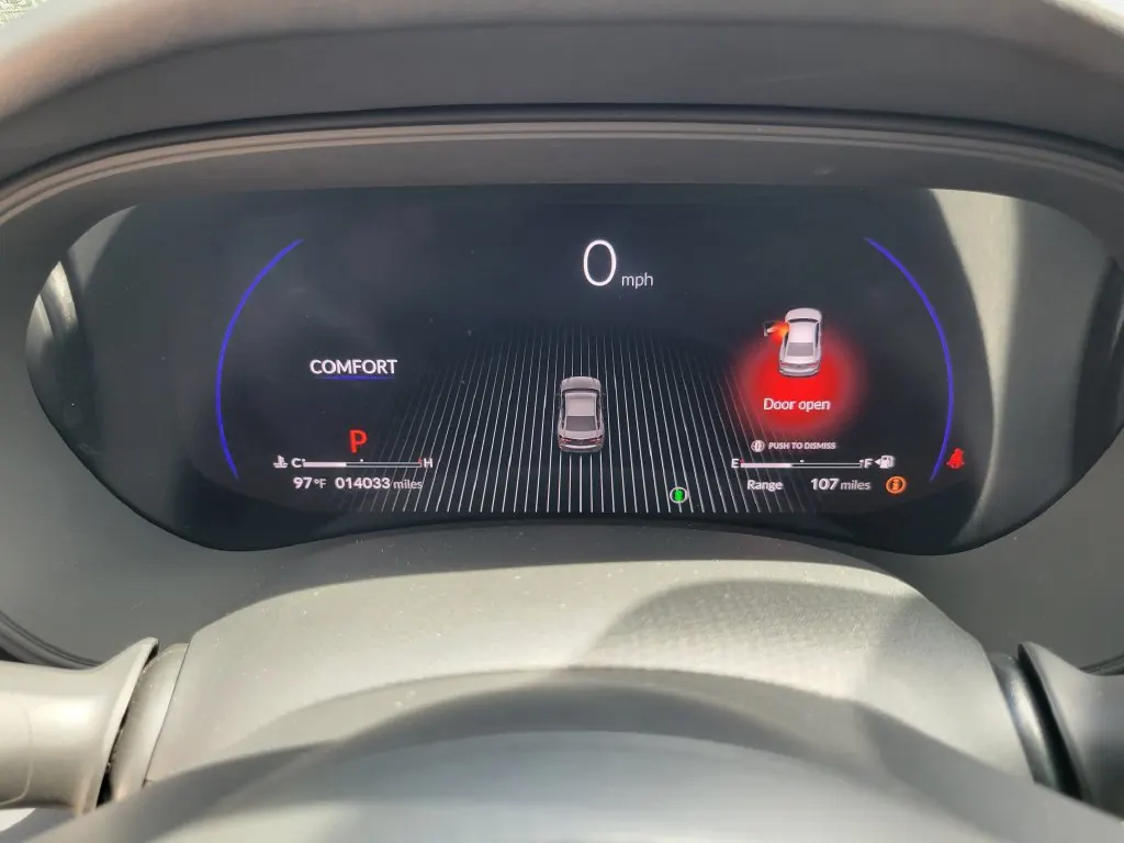 2025 Acura TLX 2.0 Auto Technology Package - Photo 26