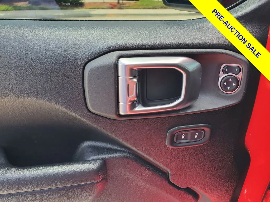 2022 Jeep Wrangler Rubicon - Photo 15
