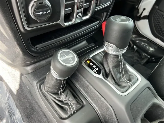2023 Jeep Wrangler 4xe Sahara 4xe - Photo 19
