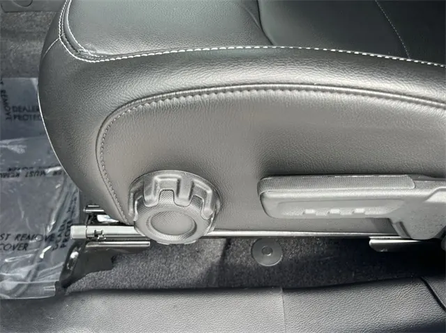 2023 Jeep Wrangler 4xe Sahara 4xe - Photo 11
