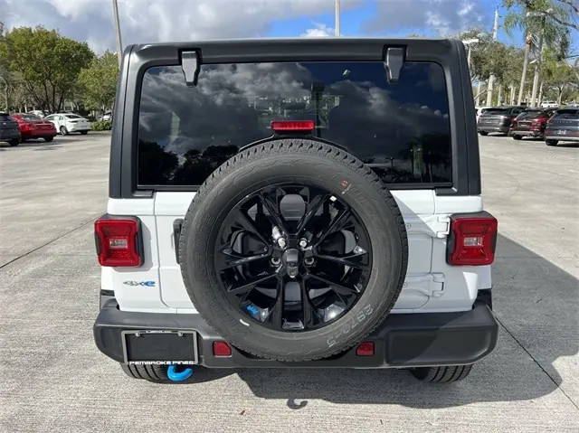 2023 Jeep Wrangler 4xe Sahara 4xe - Photo 22