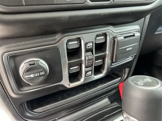 2023 Jeep Wrangler 4xe Sahara 4xe - Photo 20
