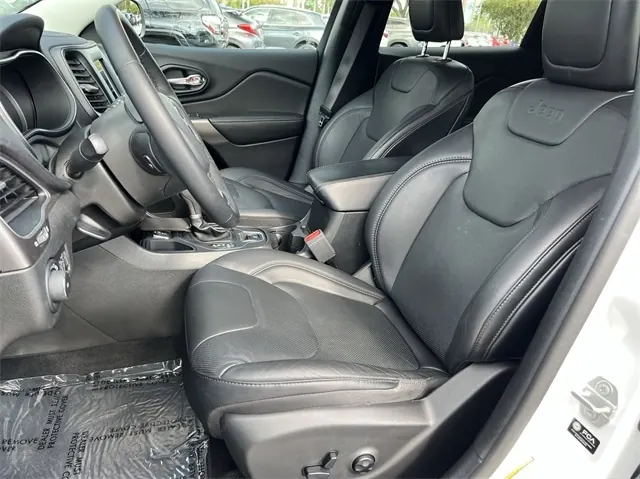 2021 Jeep Cherokee Latitude Lux - Photo 11
