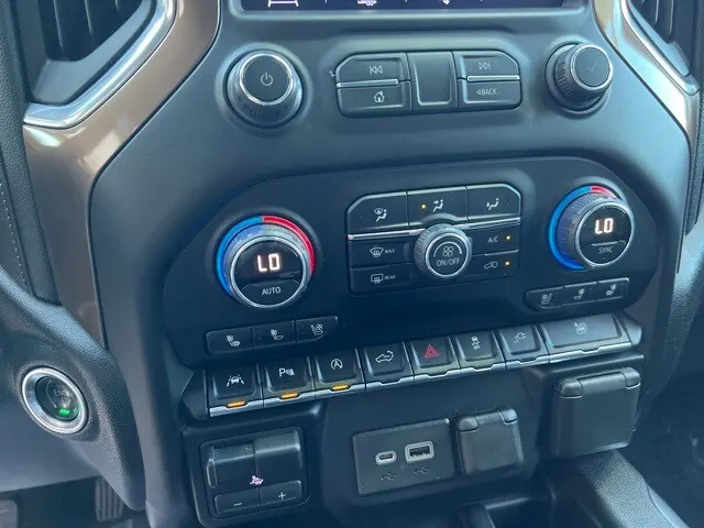 2019 Chevrolet Silverado 1500 High Country Crew Cab Short Box - Photo 23