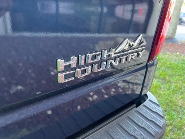 2019 Chevrolet Silverado 1500 High Country Crew Cab Short Box - Photo 34