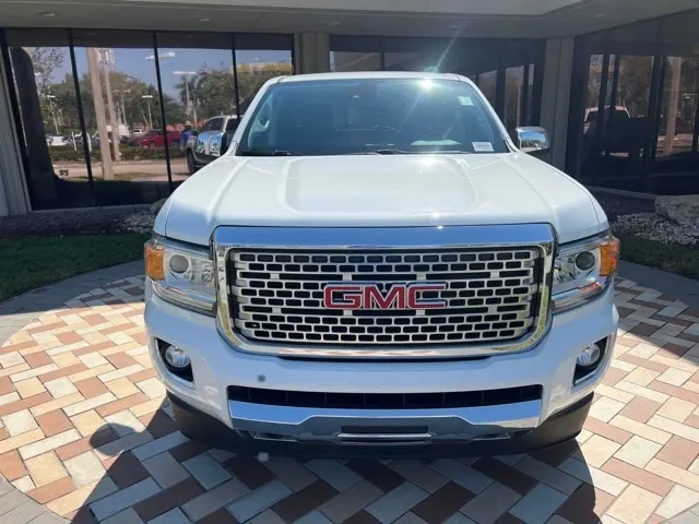 2020 GMC Canyon Denali 4WD Crew Cab Short Box - Photo 9
