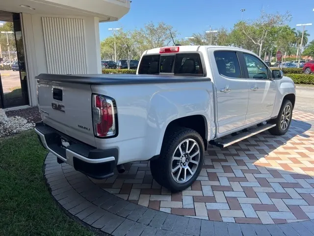 2020 GMC Canyon Denali 4WD Crew Cab Short Box - Photo 4