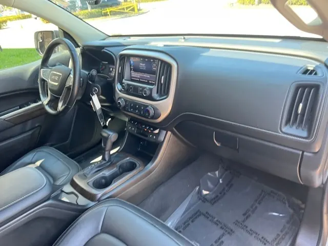 2020 GMC Canyon Denali 4WD Crew Cab Short Box - Photo 15