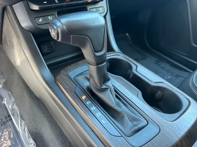 2020 GMC Canyon Denali 4WD Crew Cab Short Box - Photo 23