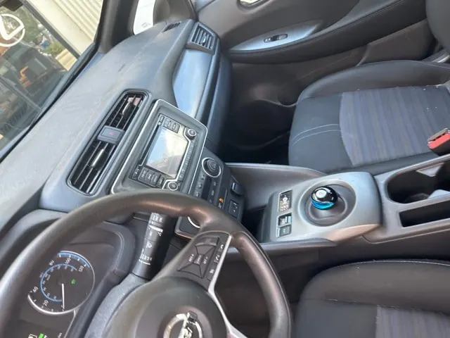 2019 Nissan Leaf S - Photo 4