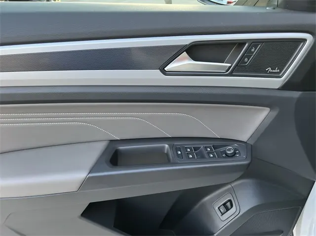 2022 Volkswagen Atlas 3.6L SEL Premium R-Line 4Motion - Photo 13