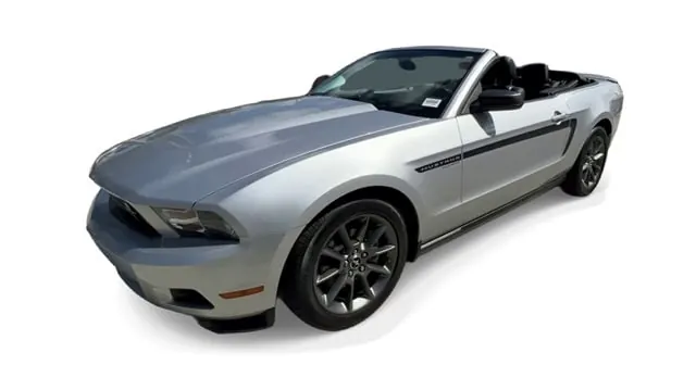 2012 Ford Mustang V6 - Photo 4