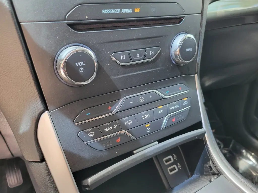 2018 Ford Edge SEL - Photo 30