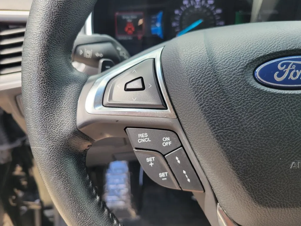 2018 Ford Edge SEL - Photo 23