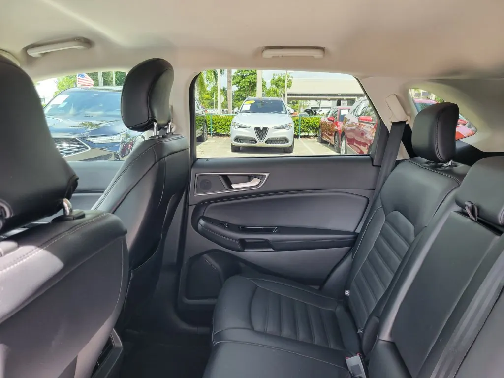 2018 Ford Edge SEL - Photo 12