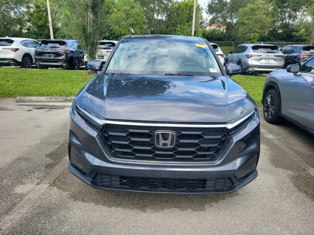 2025 Honda CR-V LX 2WD - Photo 2