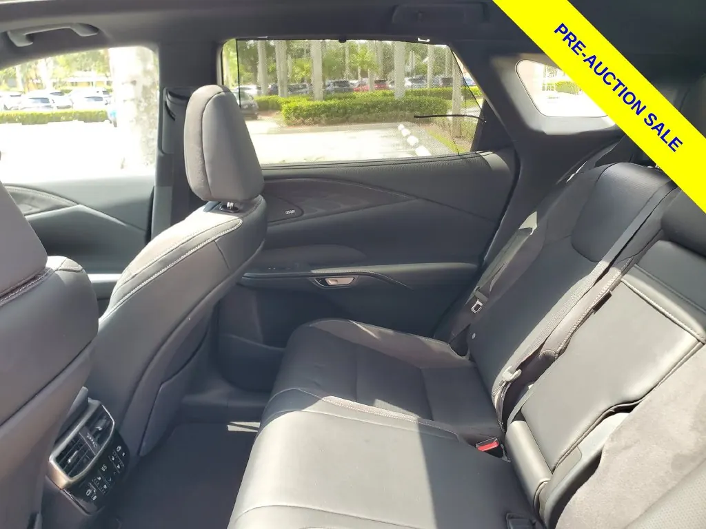 2023 Lexus RX 350 350 Luxury FWD - Photo 11