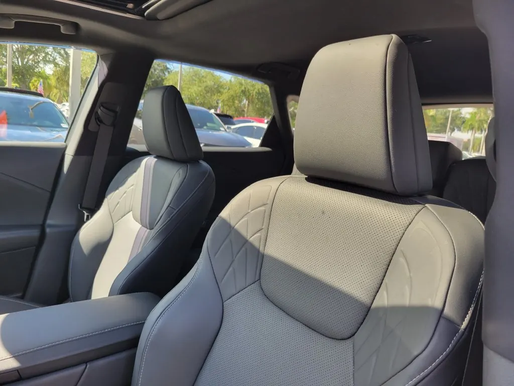 2023 Lexus RX 350 350 AWD - Photo 17