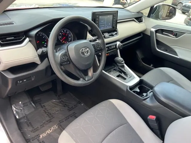 2019 Toyota RAV4 XLE FWD - Photo 10