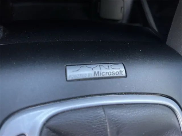 2014 Ford Fusion Hybrid Titanium - Photo 20