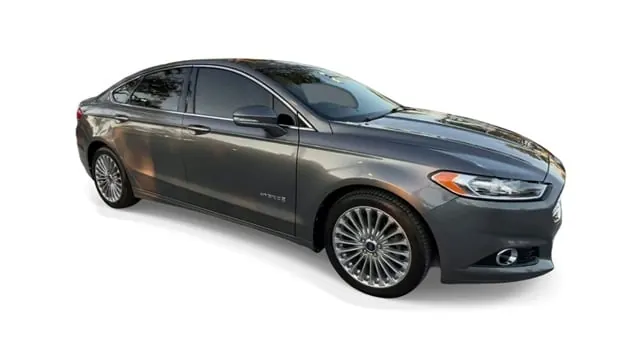 2014 Ford Fusion Hybrid Titanium - Photo 2