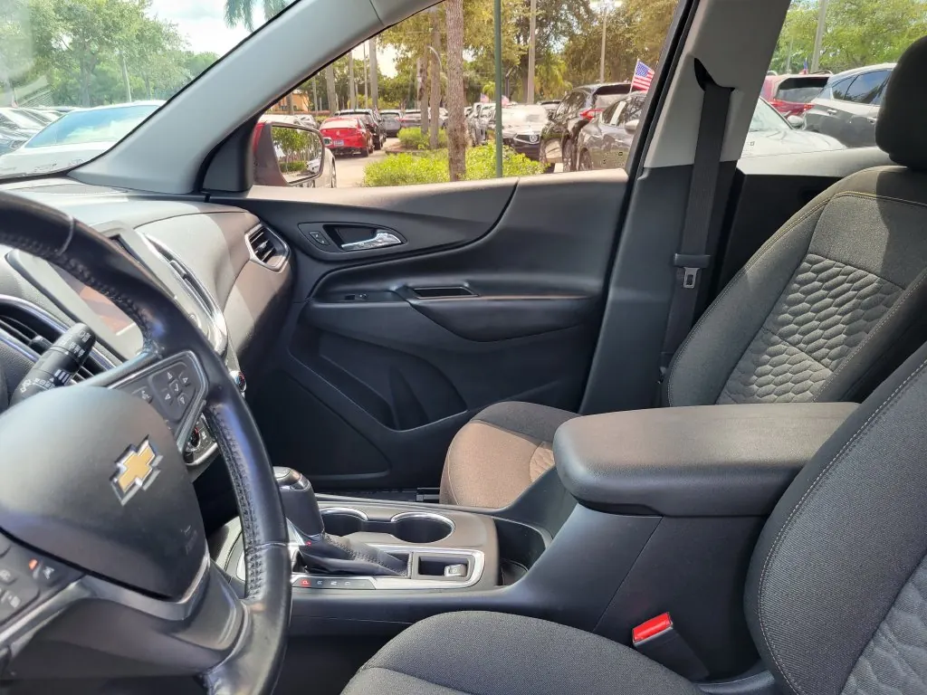 2020 Chevrolet Equinox 1.5T LT - Photo 15