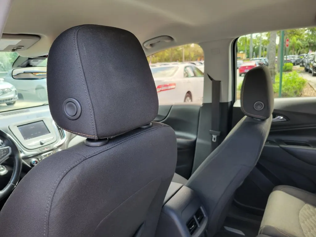 2020 Chevrolet Equinox 1.5T LT - Photo 10