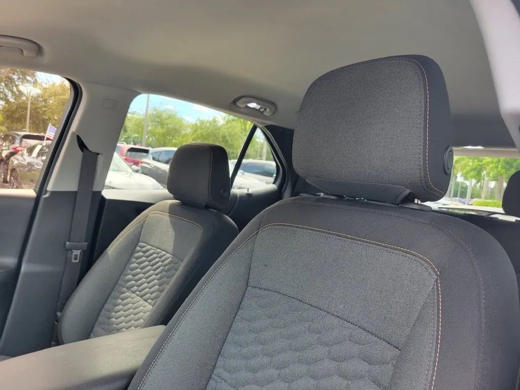 2020 Chevrolet Equinox 1.5T LT - Photo 16