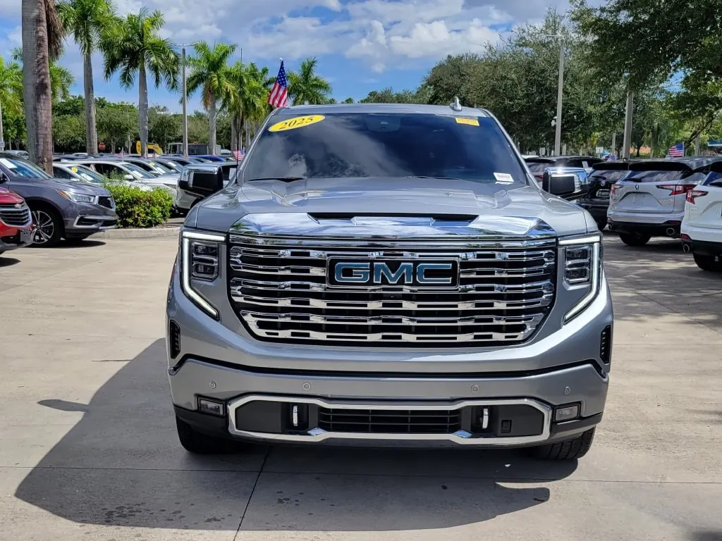 2025 GMC Sierra Denali 4WD Crew Cab Short Box - Photo 2