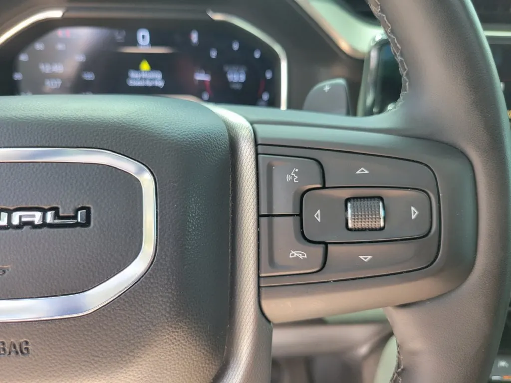 2025 GMC Sierra Denali 4WD Crew Cab Short Box - Photo 25