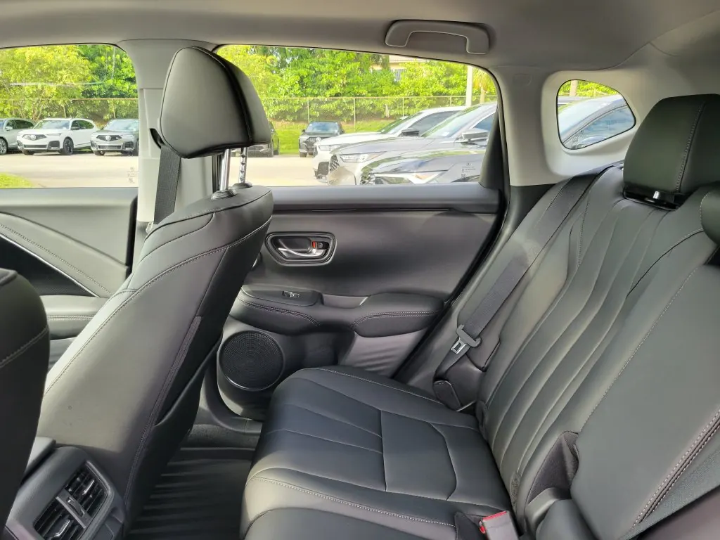 2026 Acura ADX Base - Photo 7