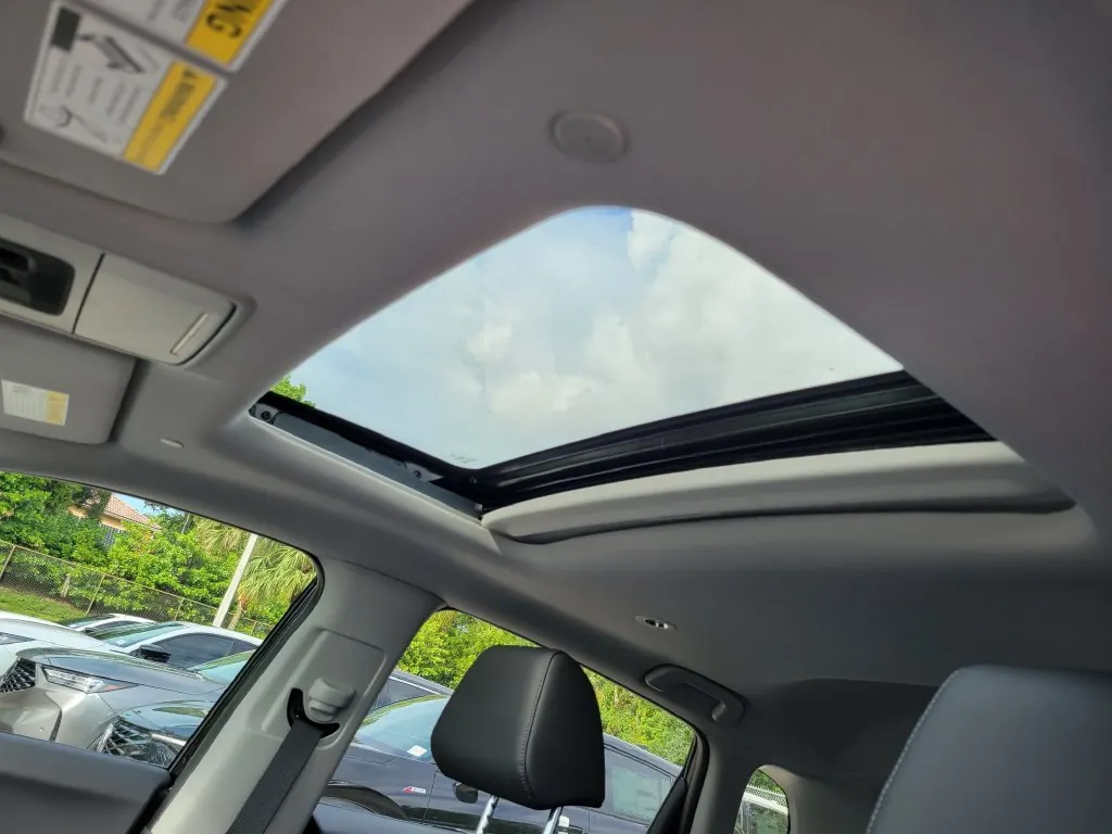 2026 Acura ADX Base - Photo 11