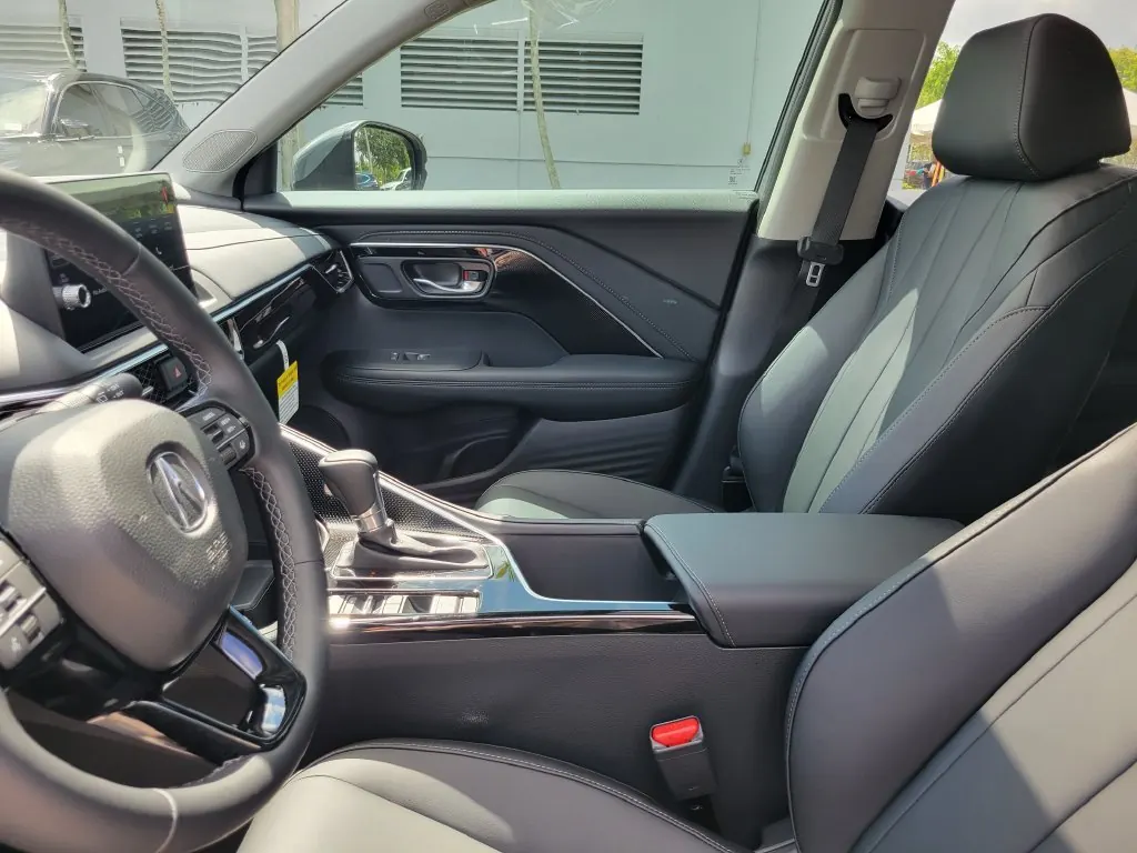 2026 Acura ADX Base - Photo 10