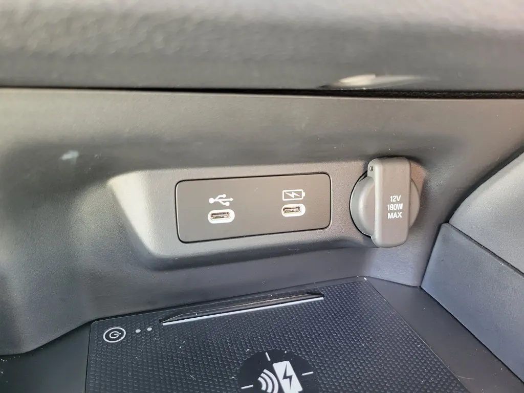 2026 Acura ADX Base - Photo 31