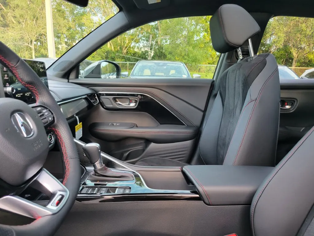 2026 Acura ADX A-Spec - Photo 10