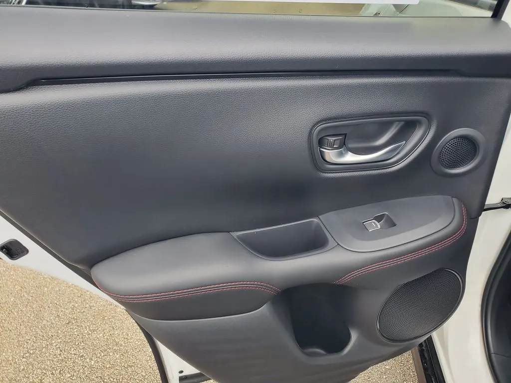 2026 Acura ADX A-Spec - Photo 8