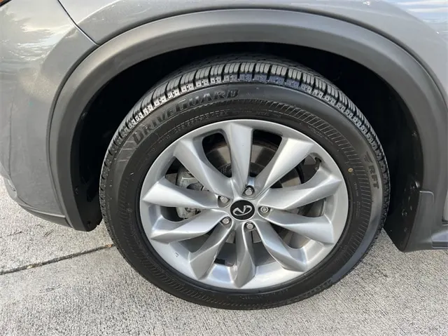 2020 INFINITI QX50 Luxe AWD - Photo 10