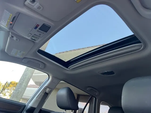 2019 Subaru Outback 2.5i Limited - Photo 19