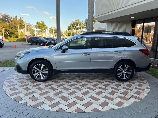 2019 Subaru Outback 2.5i Limited - Photo 7