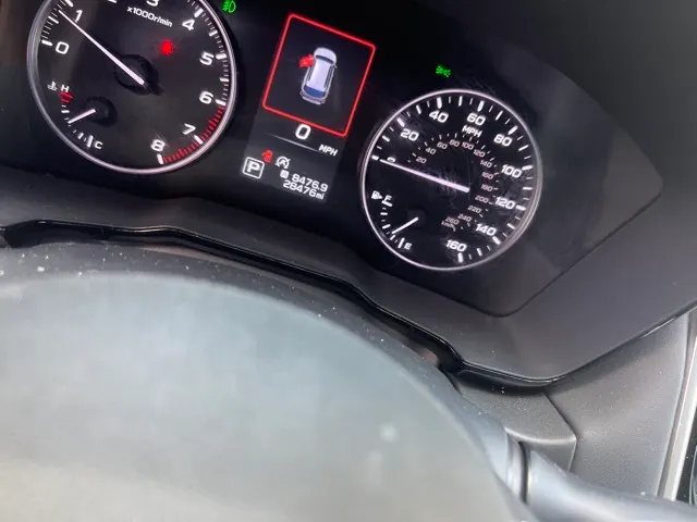 2020 Subaru Outback Premium - Photo 2