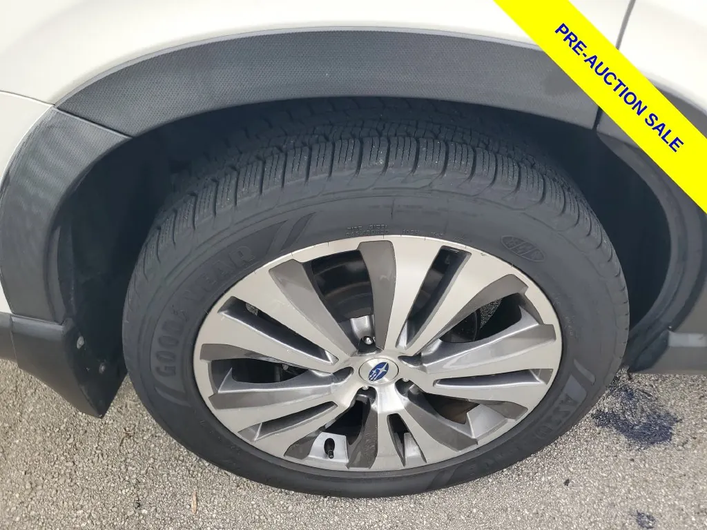 2019 Subaru Ascent Limited 8 Passenger - Photo 9