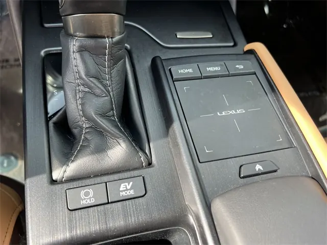 2020 Lexus ES 300h 300h - Photo 20
